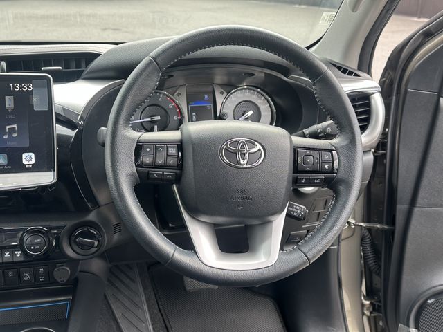 TOYOTA HILUX 4WD 2023