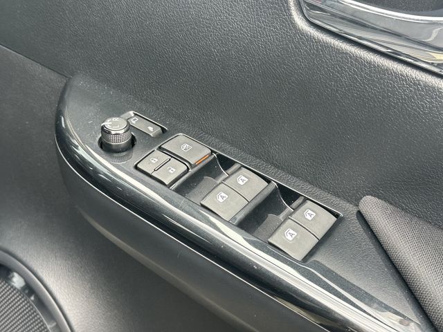 TOYOTA HILUX 4WD 2023