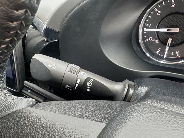 TOYOTA HILUX 4WD 2023