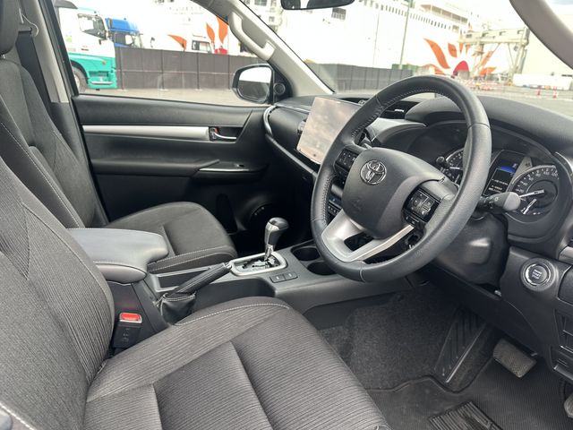TOYOTA HILUX 4WD 2023