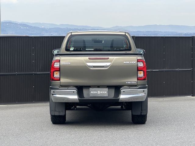 TOYOTA HILUX 4WD 2023