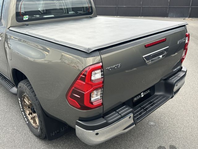TOYOTA HILUX 4WD 2023