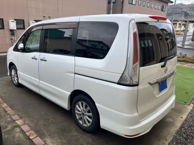 NISSAN SERENA  WG 2011
