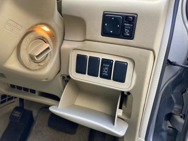 NISSAN ELGRAND 2006