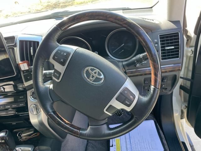 TOYOTA LANDCRUISER wagon 2014