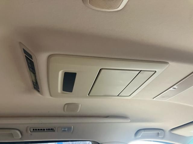 TOYOTA VELLFIRE 2009