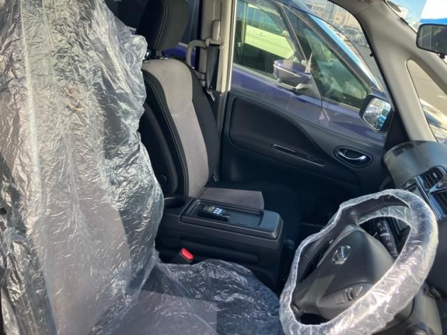 NISSAN SERENA  S-HYBRID 2012