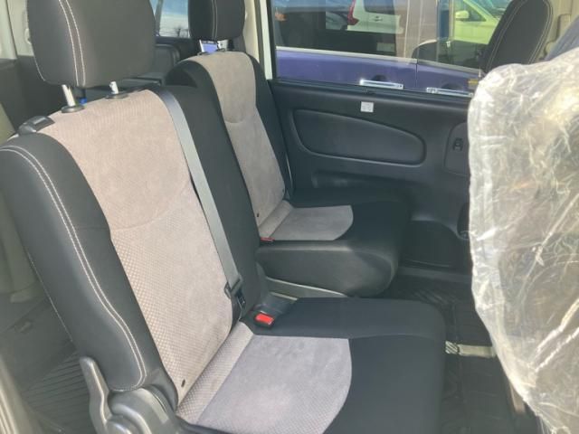 NISSAN SERENA  S-HYBRID 2012