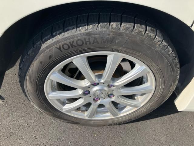 NISSAN SERENA  S-HYBRID 2012