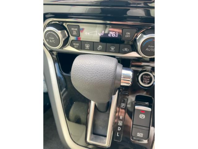 NISSAN SERENA  S-HYBRID 2019