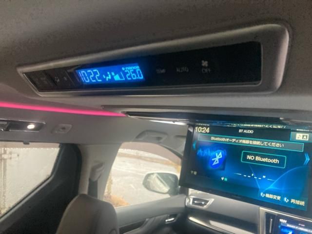 TOYOTA VELLFIRE  HYBRID 4WD 2016