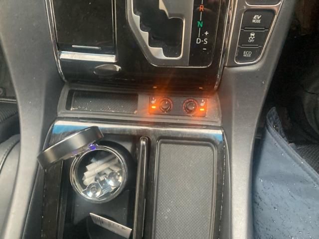 TOYOTA VELLFIRE  HYBRID 4WD 2016