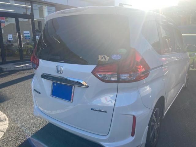 HONDA FREED HYBRID 2019