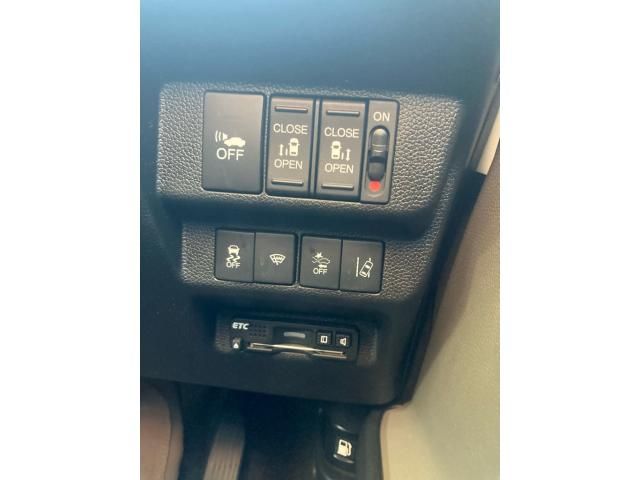 HONDA FREED HYBRID 2019