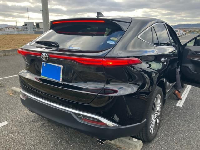 TOYOTA HARRIER 2WD 2021