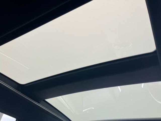 TOYOTA HARRIER 2WD 2021