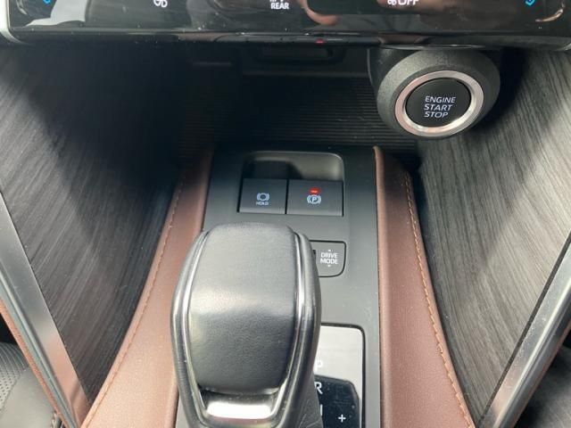 TOYOTA HARRIER 2WD 2021