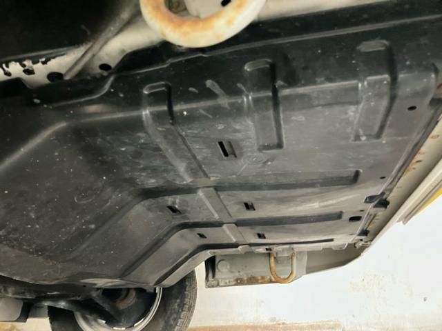 SUZUKI CARRY truck 4WD 2011