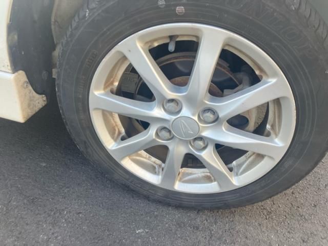 DAIHATSU TANTO 4WD 2013