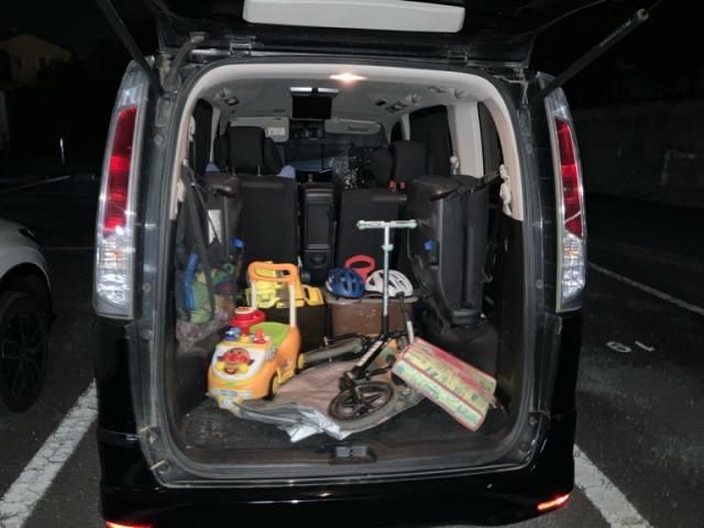 NISSAN SERENA  WG 2012