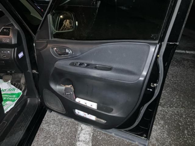 NISSAN SERENA  WG 2012