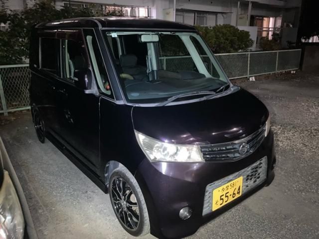 NISSAN ROOX 2010