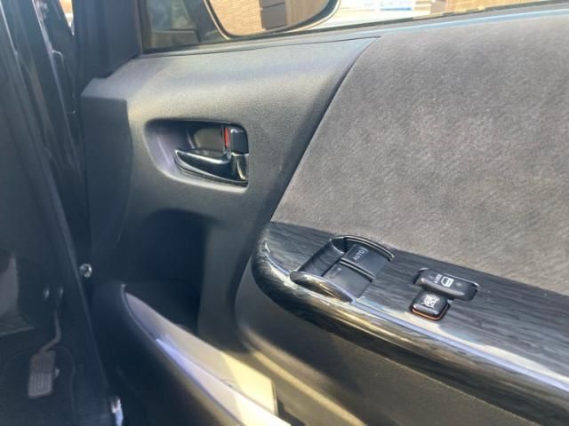 TOYOTA HIACE wagon 2014