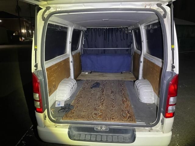 TOYOTA HIACE van 2WD 2005