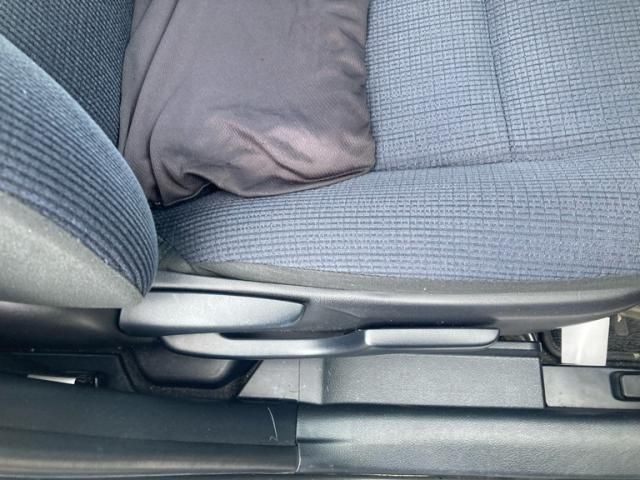 TOYOTA SIENTA HYBRID 2016