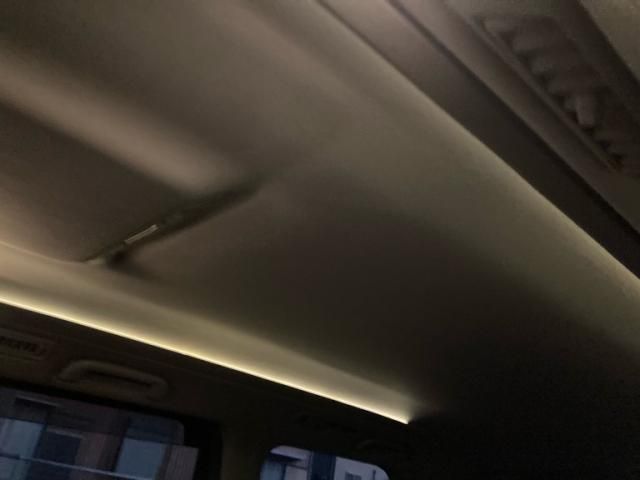 TOYOTA VELLFIRE 2011