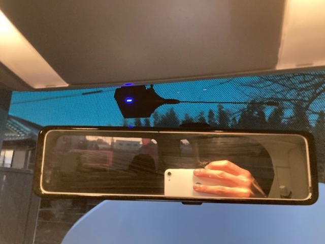 TOYOTA VELLFIRE 2011