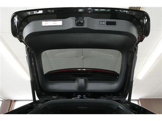 TOYOTA HARRIER 4WD 2022