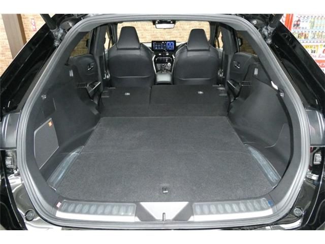 TOYOTA HARRIER 4WD 2022