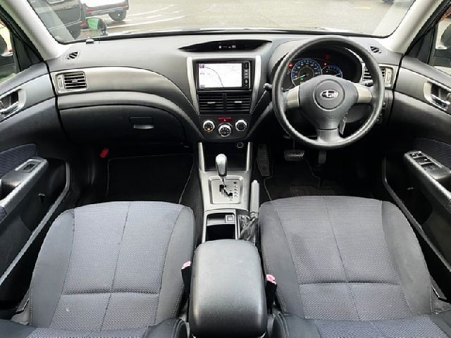 SUBARU FORESTER 2012