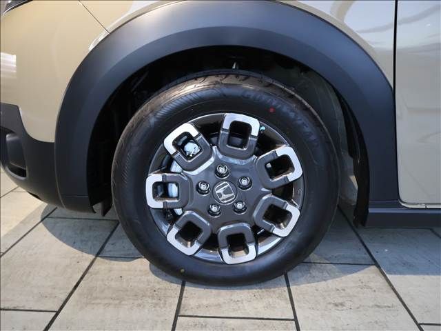 HONDA FREED e:HEV 2025