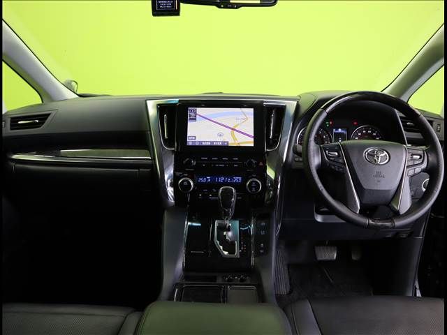 TOYOTA VELLFIRE 2020