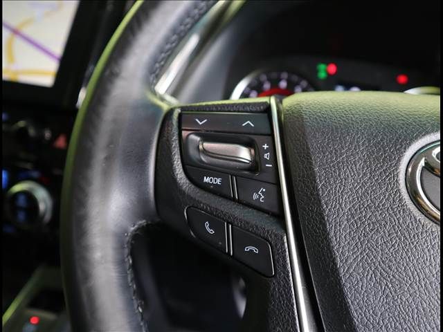 TOYOTA VELLFIRE 2020