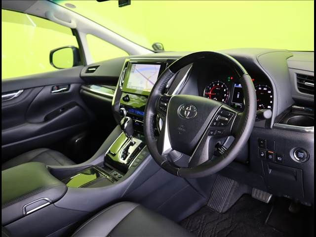 TOYOTA VELLFIRE 2020