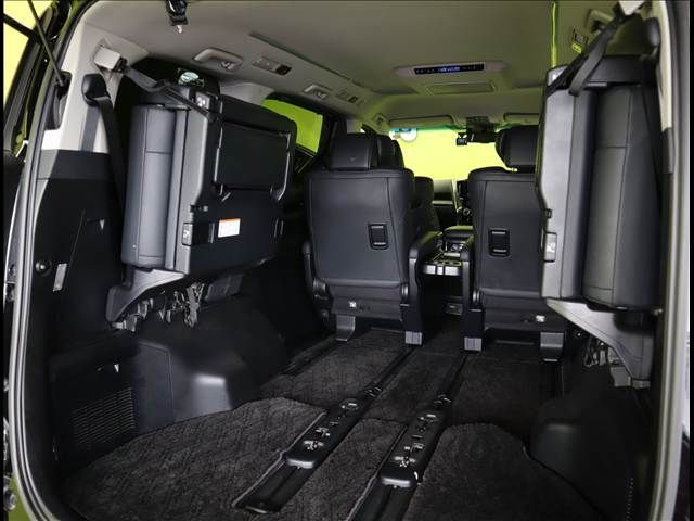 TOYOTA VELLFIRE 2020