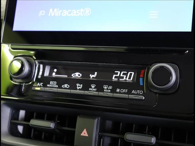 TOYOTA SIENTA HYBRID 2024