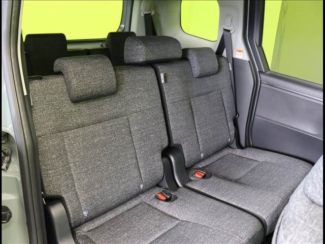 TOYOTA SIENTA HYBRID 2024