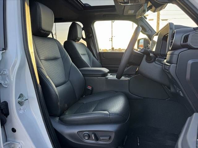 TOYOTA LANDCRUISER 250 2024