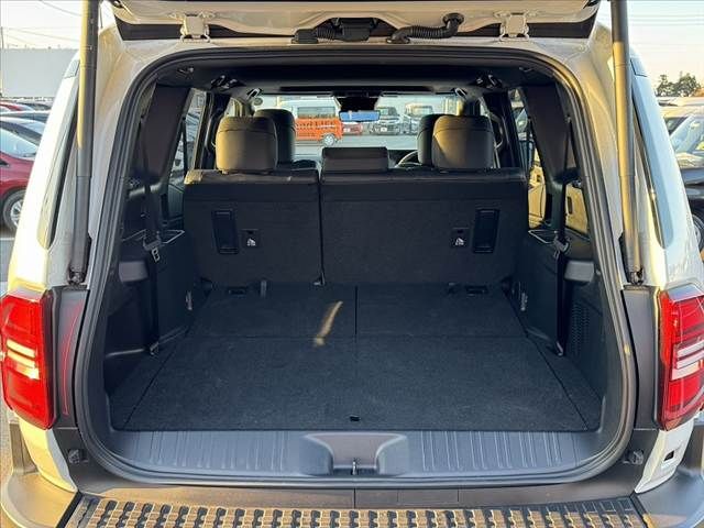 TOYOTA LANDCRUISER 250 2024