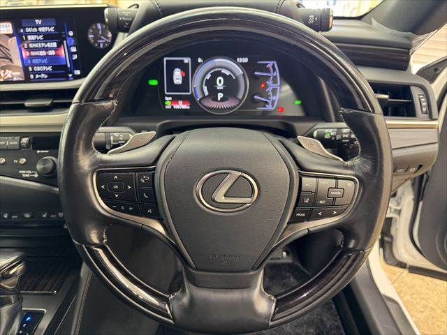 TOYOTA LEXUS ES300h 2018