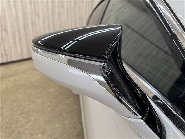 TOYOTA LEXUS ES300h 2018