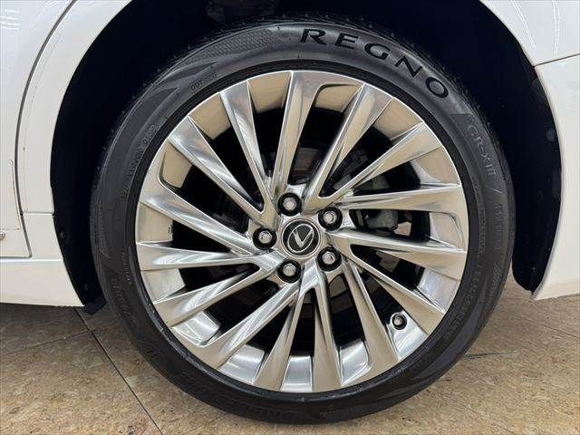 TOYOTA LEXUS ES300h 2018