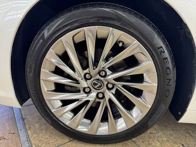 TOYOTA LEXUS ES300h 2018