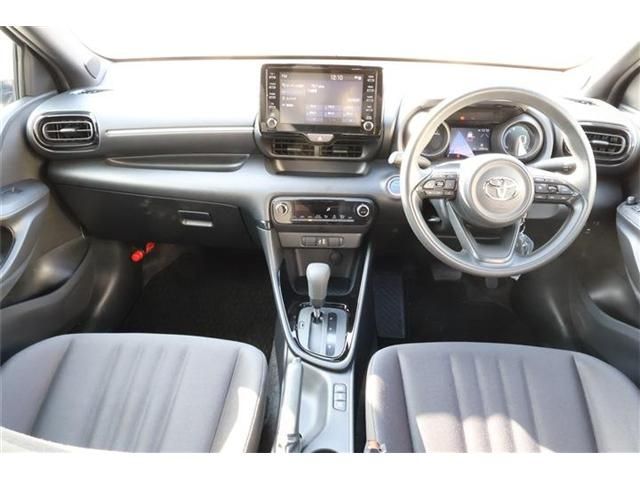 TOYOTA YARIS HYBRID 2023