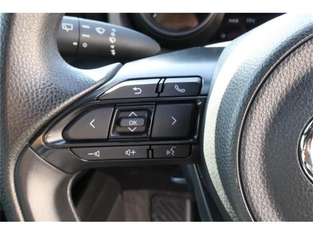 TOYOTA YARIS HYBRID 2023