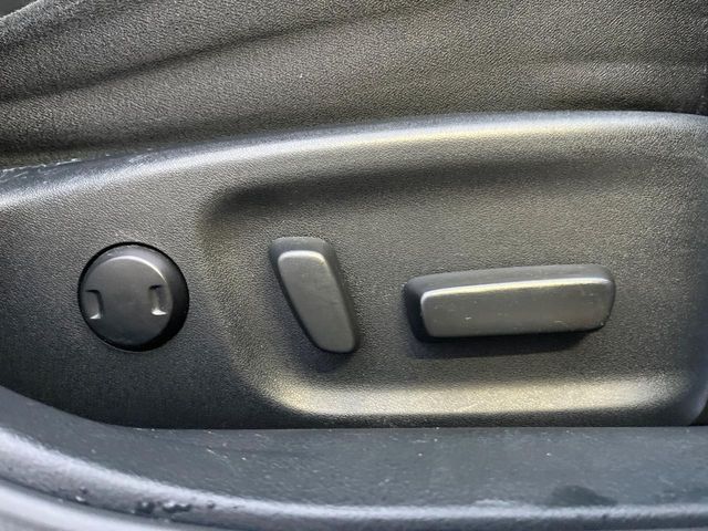 TOYOTA CROWN sedan 2013